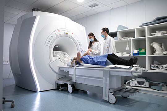 https://clinicasmi.com/wp-content/uploads/2023/03/mina_diagnosticimatge.png
